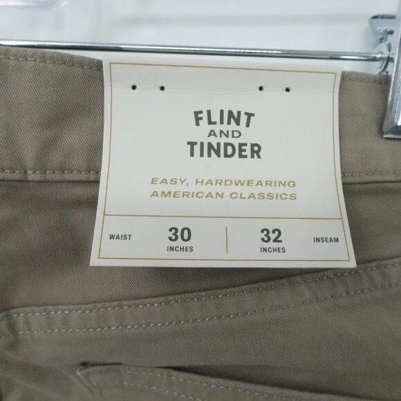 Flint and Tinder Pants Mens 30x32 Khaki Slim Fit Stretch 5-Pocket Casual Preppy - Picture 3 of 15